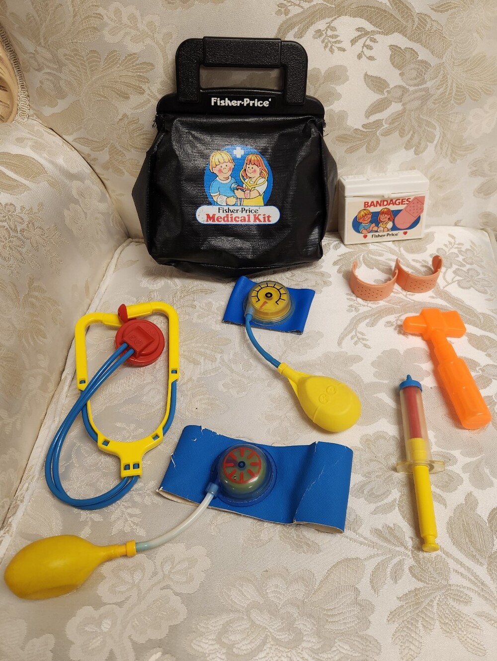 Vintage 1987 Fisher Price Doctor’s Bag Toy